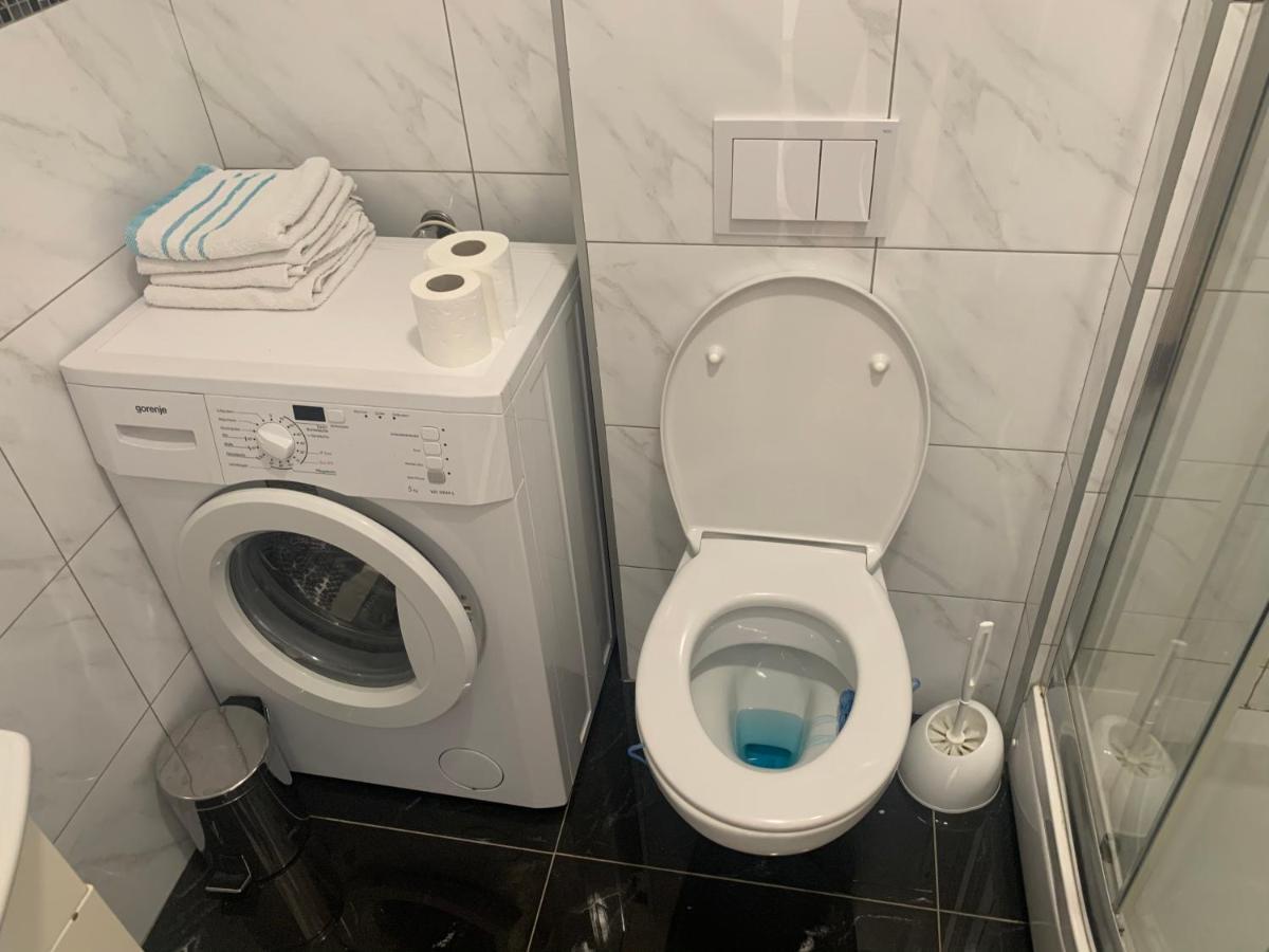 Stan Na Dan Bella Appartement Banja Luka Buitenkant foto