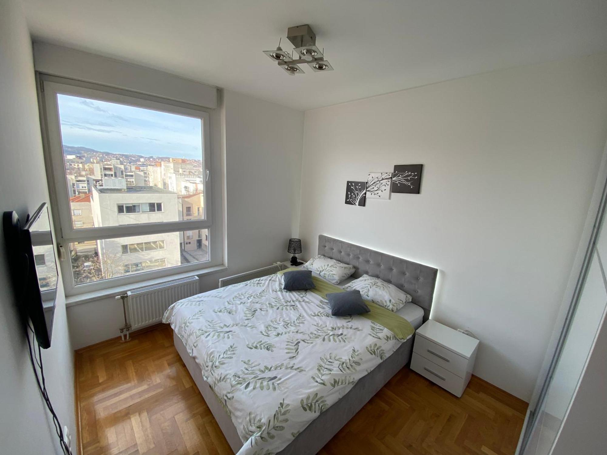 Stan Na Dan Bella Appartement Banja Luka Buitenkant foto