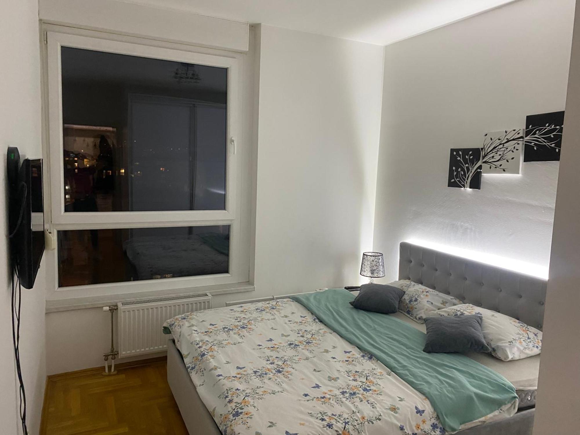 Stan Na Dan Bella Appartement Banja Luka Buitenkant foto